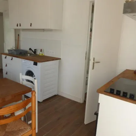 Maison d'hôtes Indépendant Et Autonome Avec Petit-déjeuner Inclus 3*