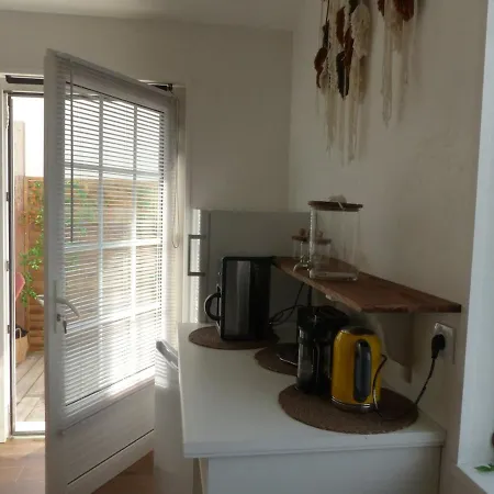 Maison d'hôtes Indépendant Et Autonome Avec Petit-déjeuner Inclus